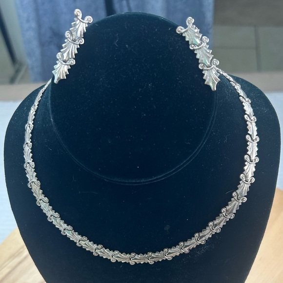 Felch & Company 1945 Danecraft Sterling Silver Repousse ArtDeco Necklace Earring - Picture 1 of 13